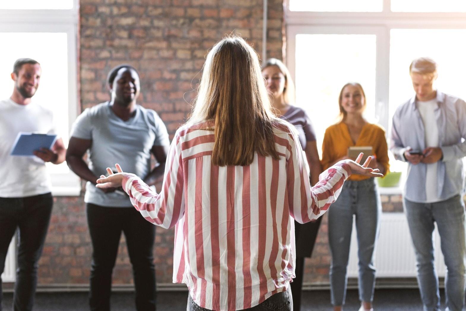 Professionisti durante una sessione formativa pratica